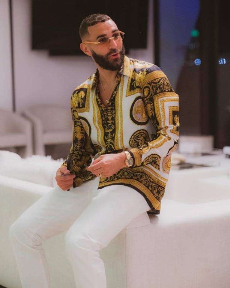 坎特和本泽马：一个开1万英镑迷你，一个收藏600万英镑汽车