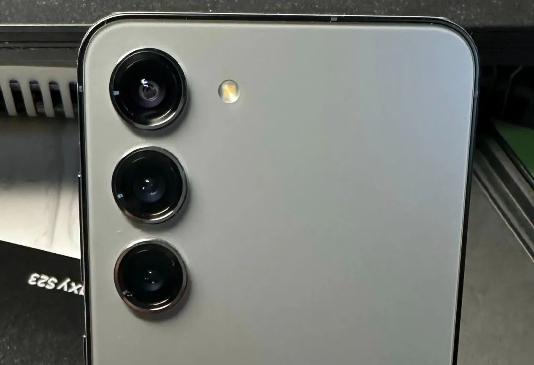 性价比最高的降价新旗舰机,目前降至新低价的三款旗舰机