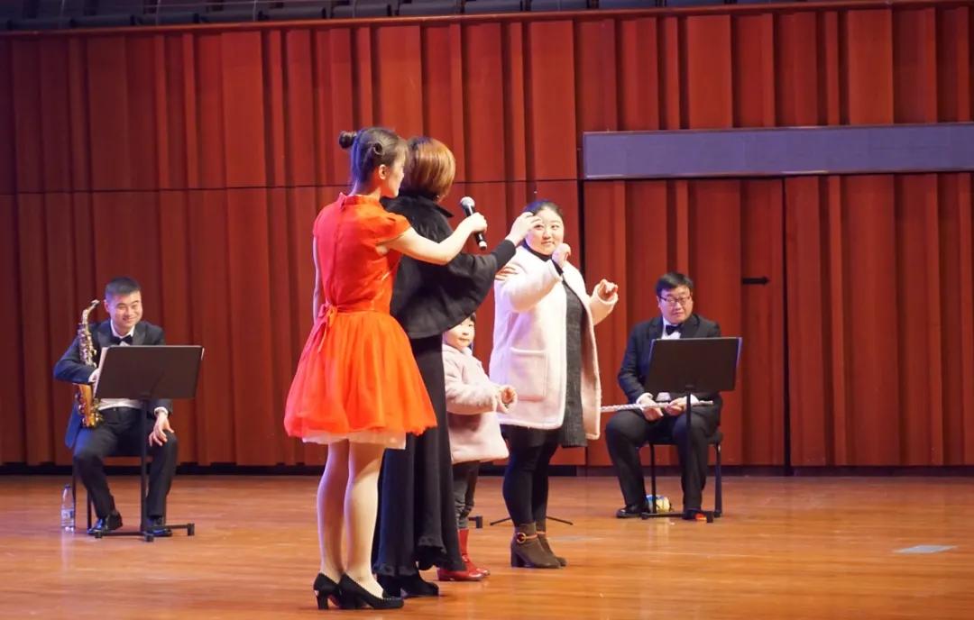 听天空之城音乐会前的功课,听新年音乐会