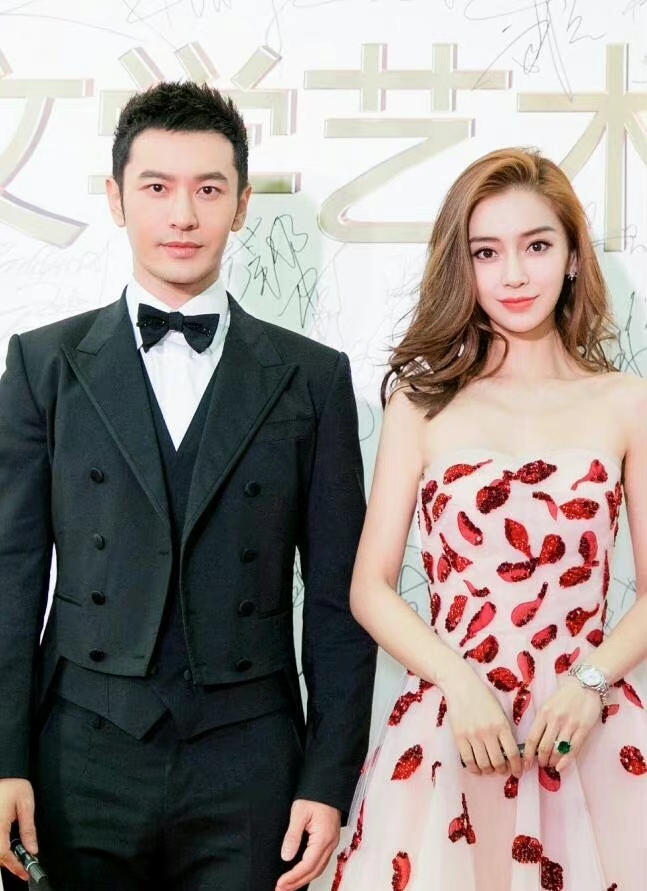 黄晓明Angelababy官宣离婚，回顾当年参加婚礼的嘉宾，物是人非