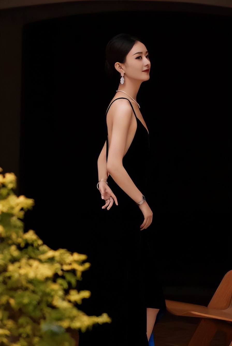 赵丽颖写真照片大全秀身材,赵丽颖写真吊带黑裙图片