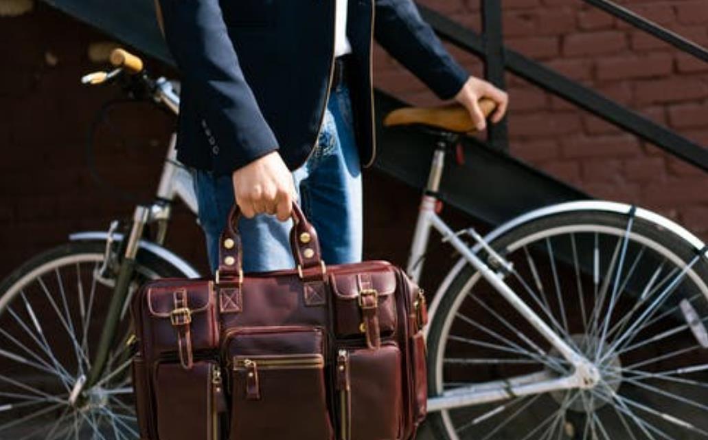 安徽小学教师工资一般多少,安徽枞阳小学在编教师工资待遇