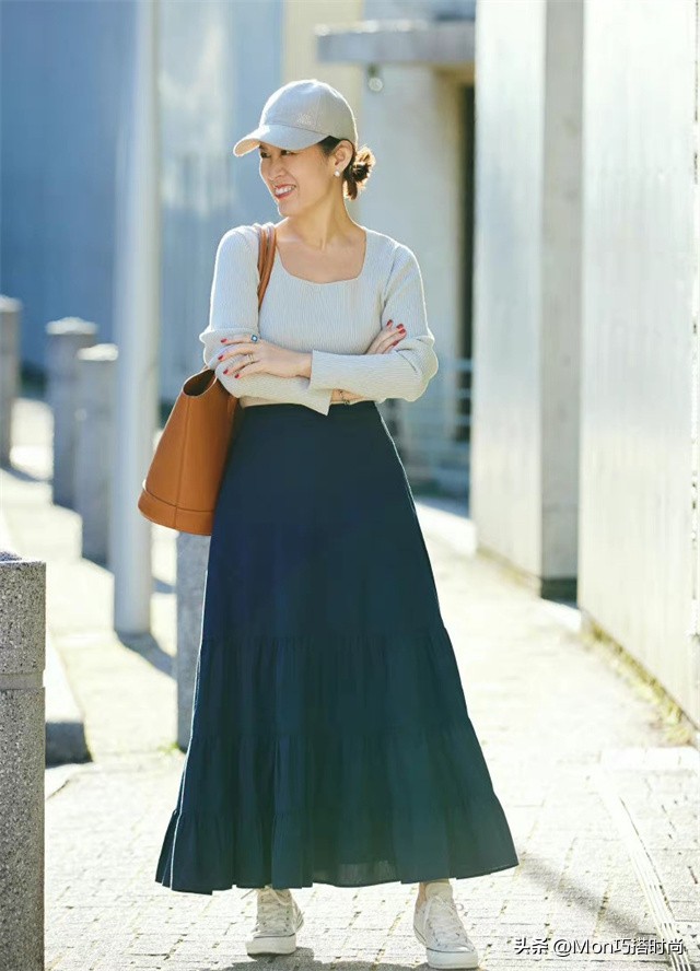 日本奶奶告诉你:女人老了,少披丝巾配裤子,裙子+帽子更显气质