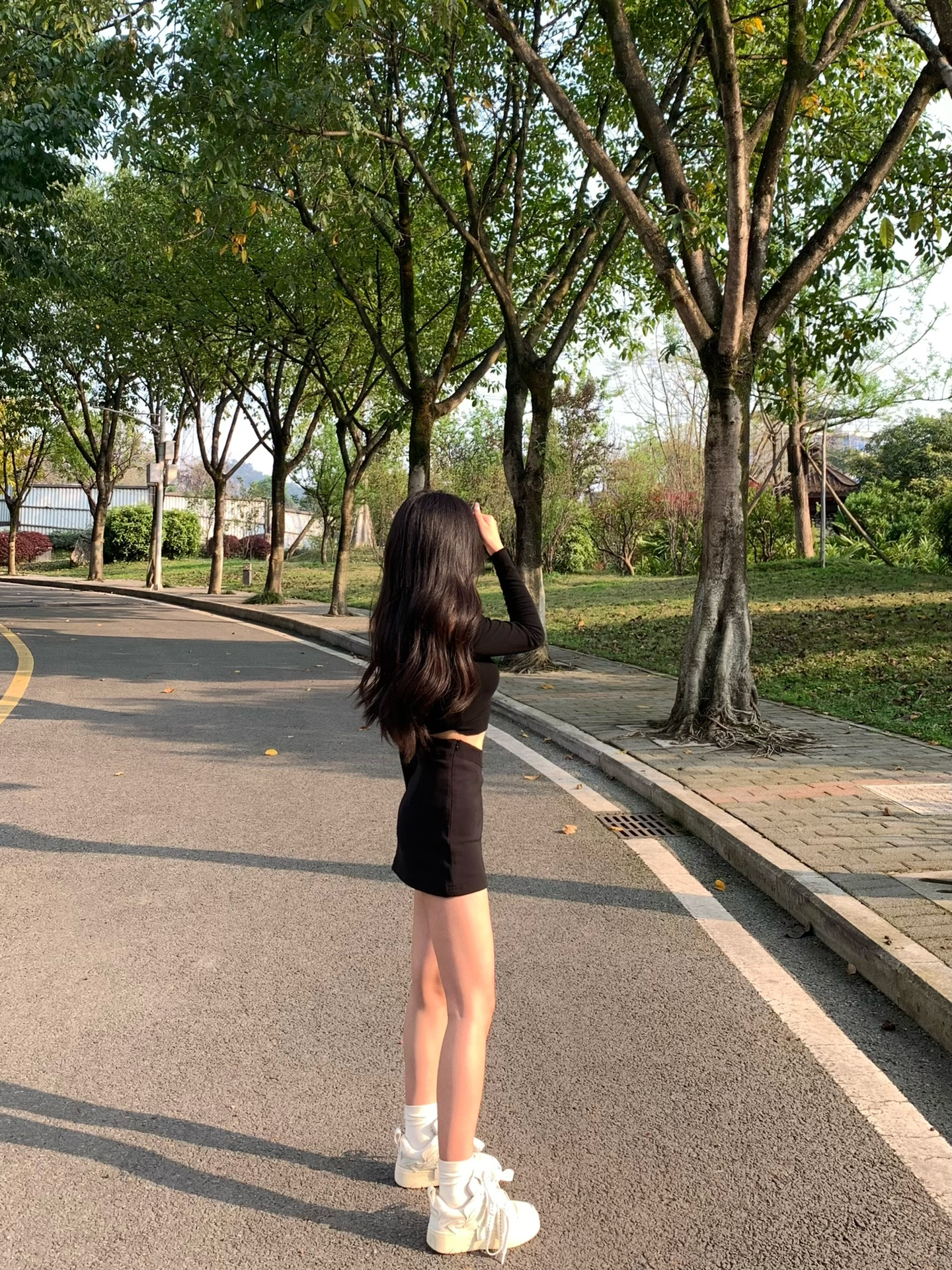 穿搭搭配什么鞋好看,白鞋怎么穿搭才好看