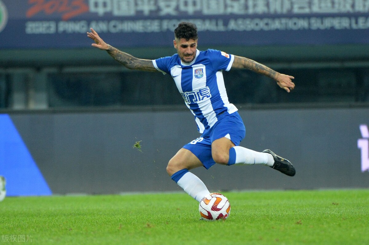 于根伟津门虎最新发布会,天津津门虎外援看于根伟踢球