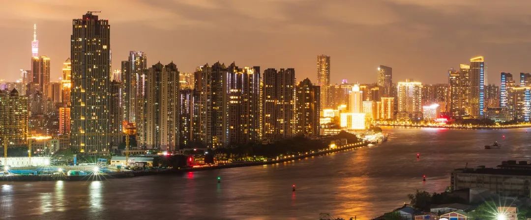 新世界·凯粤湾地铁5号线窖口站，带省级学位白鹅谭湾区生活代表作