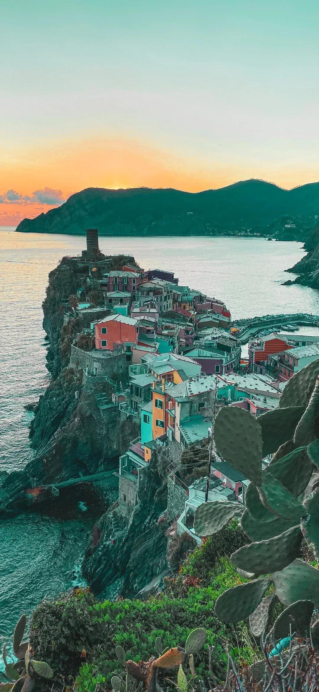 大海壁纸｜大海边，守候朝霞，聆听海浪的乐章