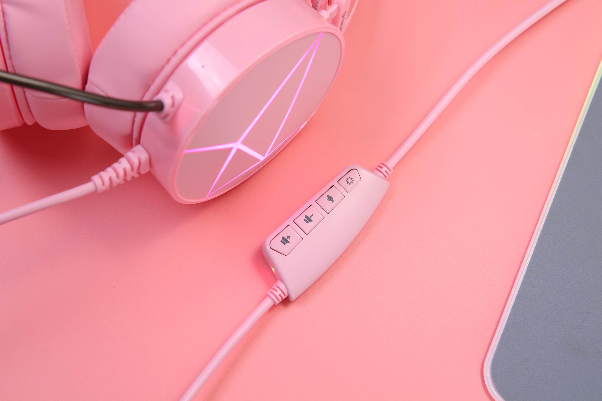 一百元游戏耳机头戴式推荐达尔优,达尔优eh719耳机玩绝地求生