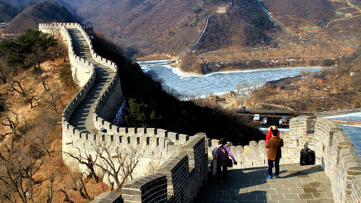 有关白杨的以小见大的抒情散文,散文欣赏白杨礼赞