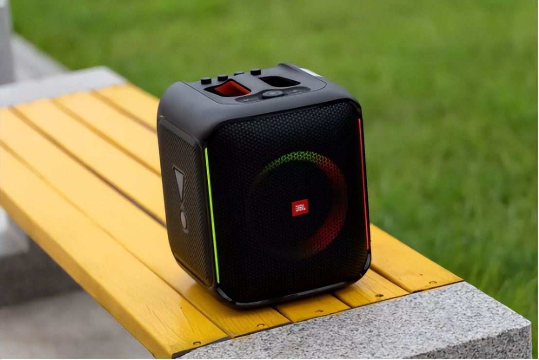 100w小钢炮灯光效果视频,100w小钢炮光束灯效果