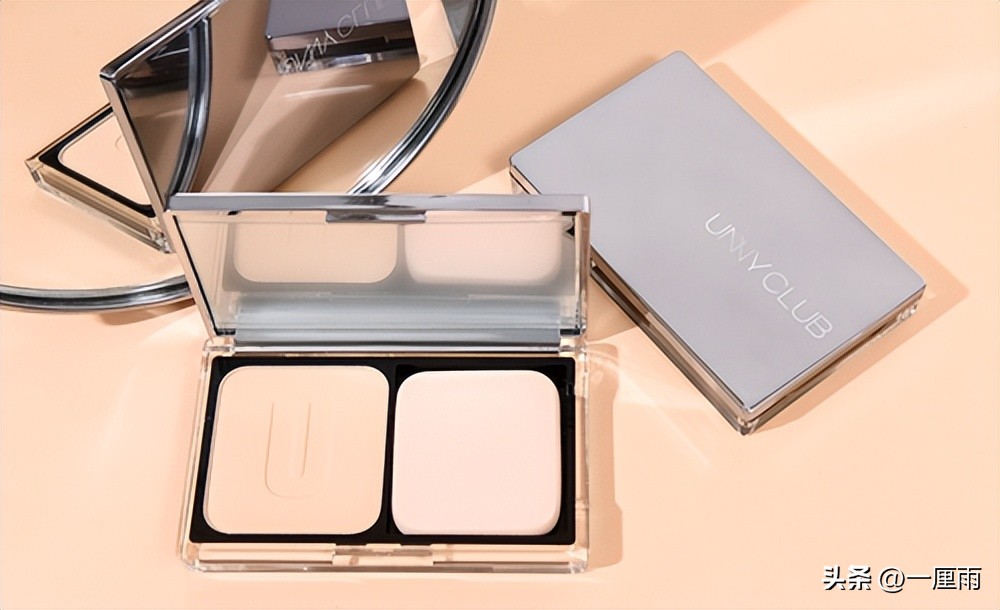 如何使用粉饼打底妆,粉饼上底妆不卡粉的步骤