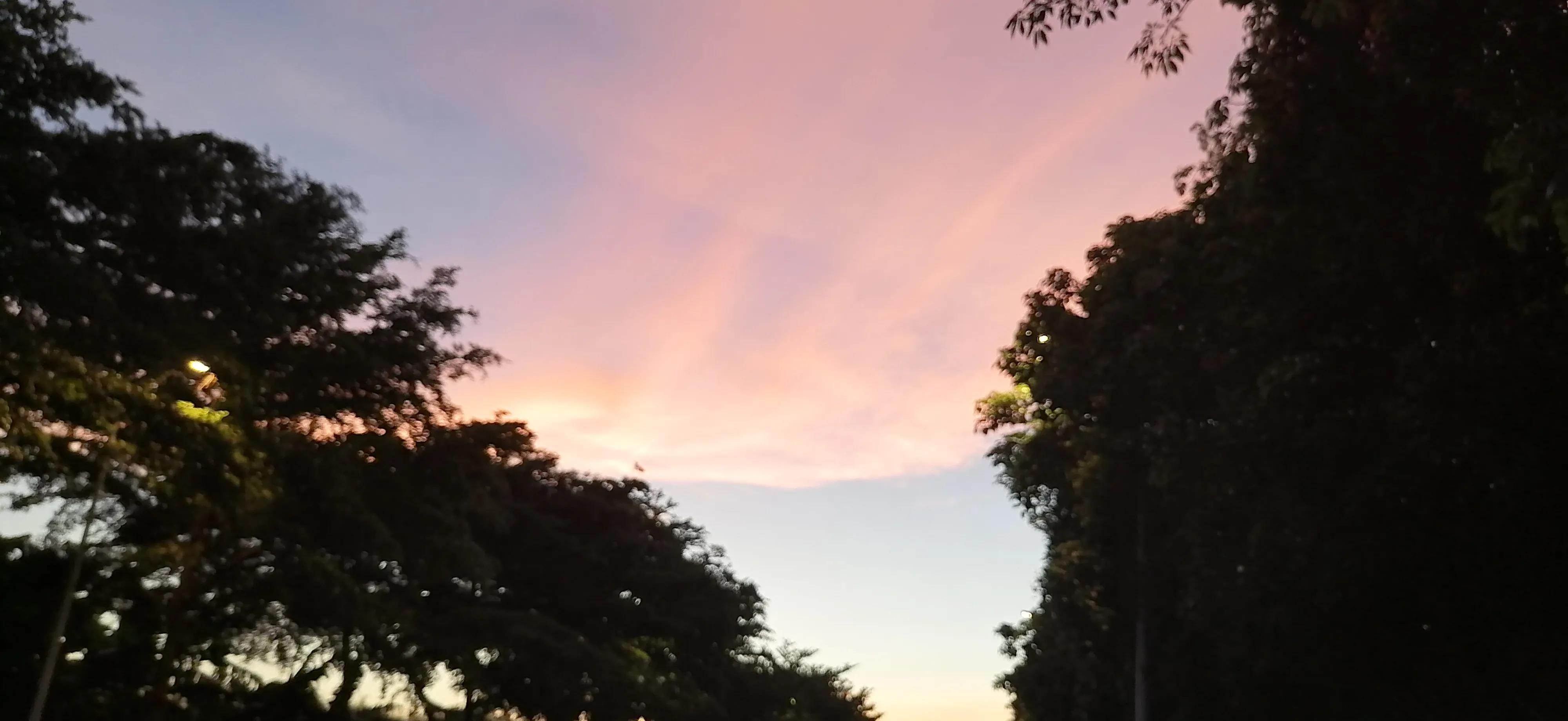 未来人们为什么越来越焦虑,为什么我们这一代人越来越焦虑