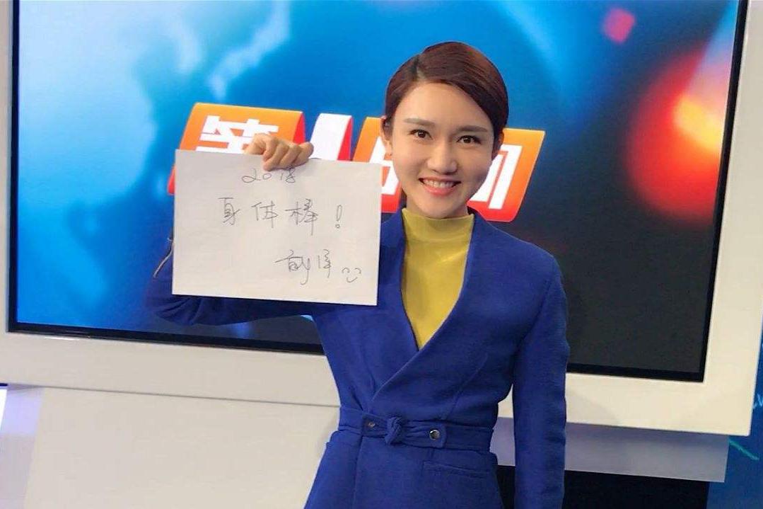 春晚主持人董卿周涛朱迅李思思,春晚主持人董卿朱迅周涛