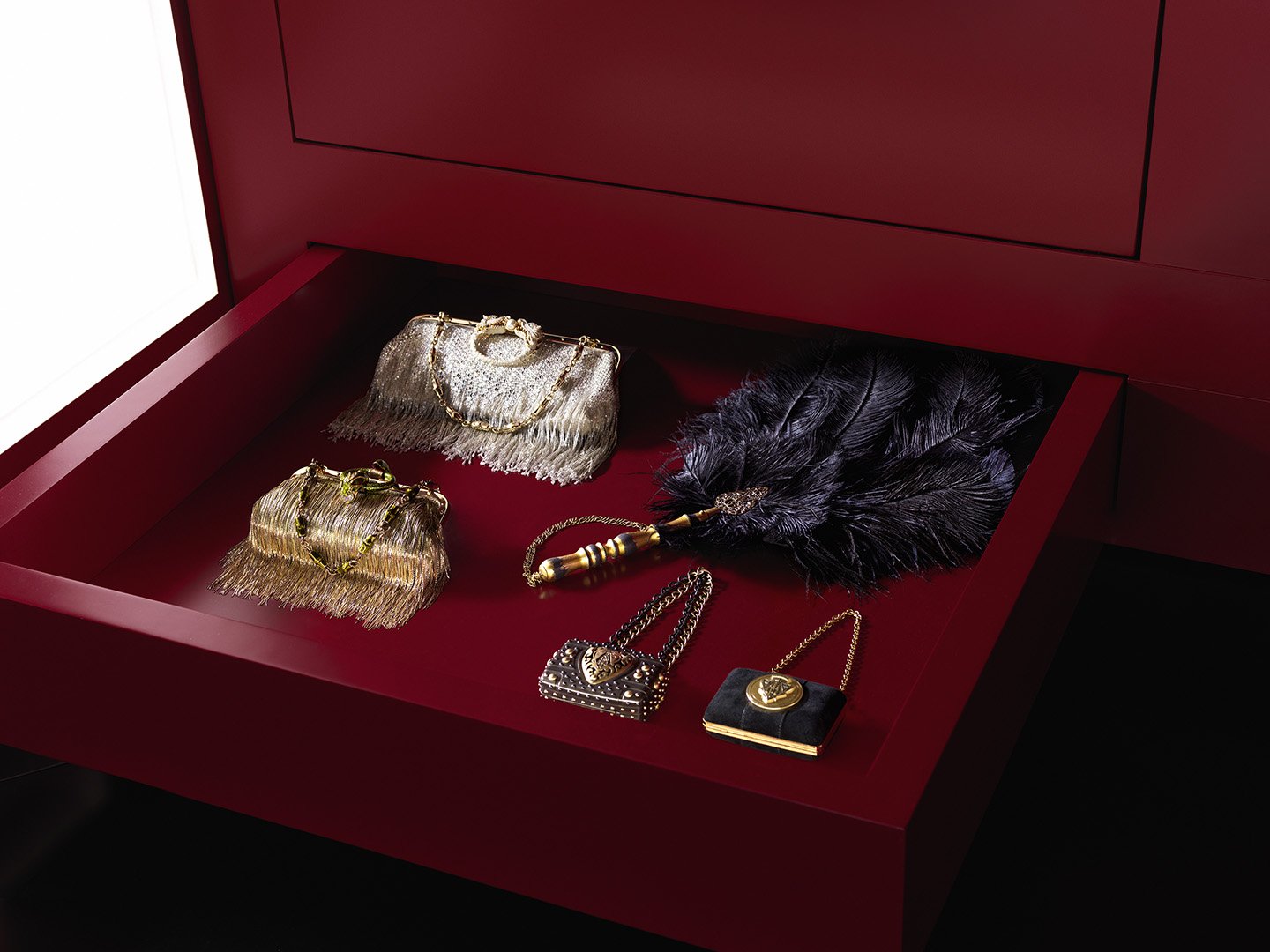 李宇春倪妮鹿晗肖战虎年大片,肖战李宇春倪妮古驰