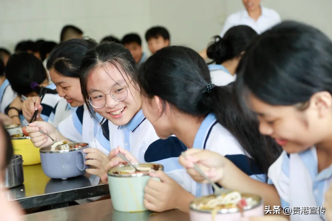 郑长青校长,郑校长的魔法棒