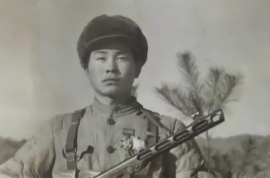 蔡兴海：发明“打空爆”玩法，9人干掉400人，美军以为高科技