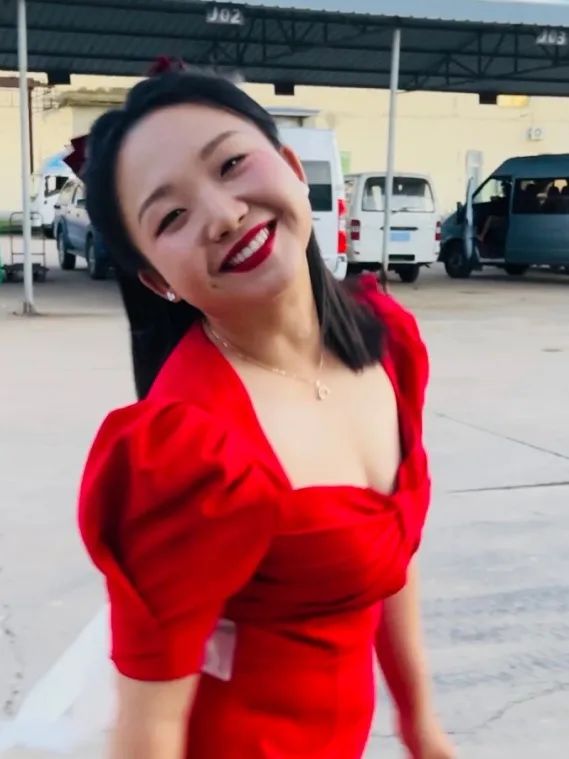 圆脸是最显年轻的脸,圆脸为什么那么耐看显年轻