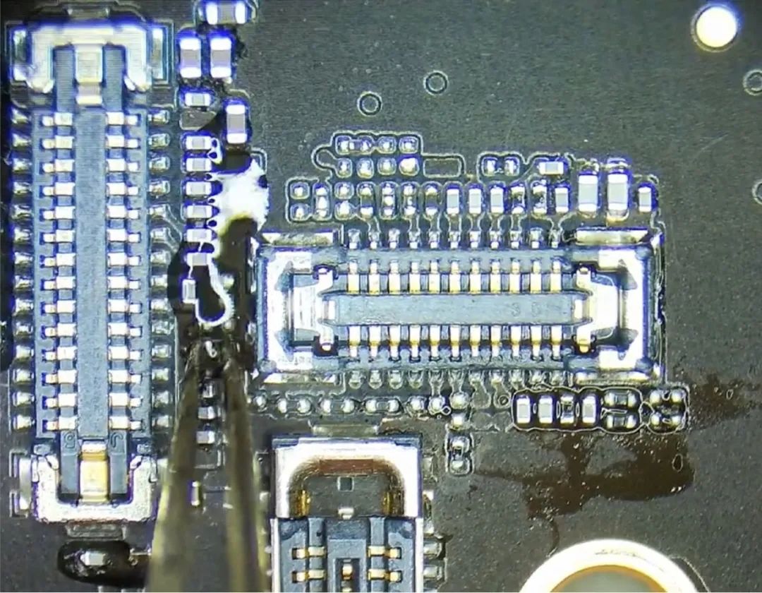 iphone14到手后需要买充电头吗,新机到手iphone14