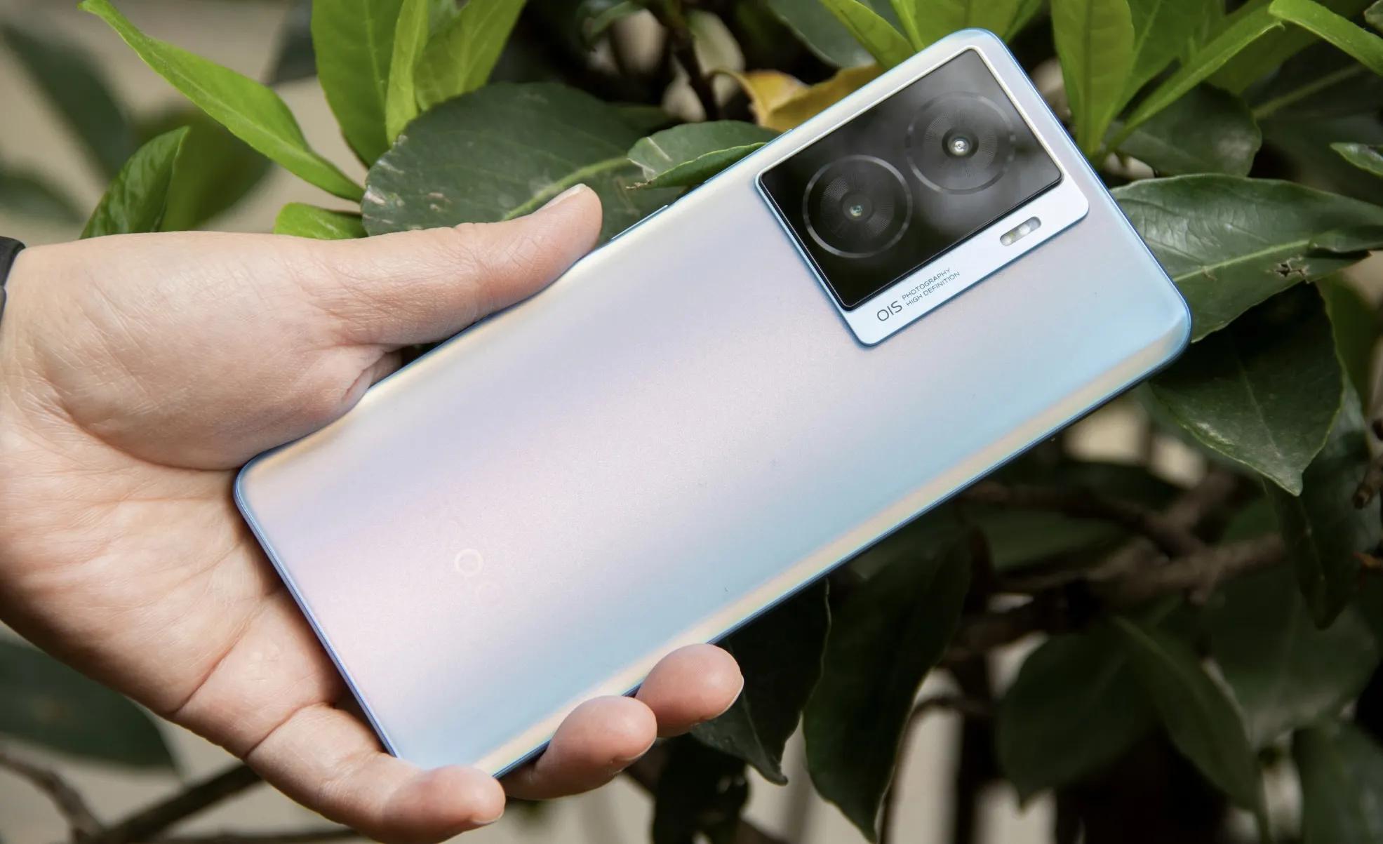 不到1000元预算手机推荐这三款,最适合入手的三款高性能便宜手机