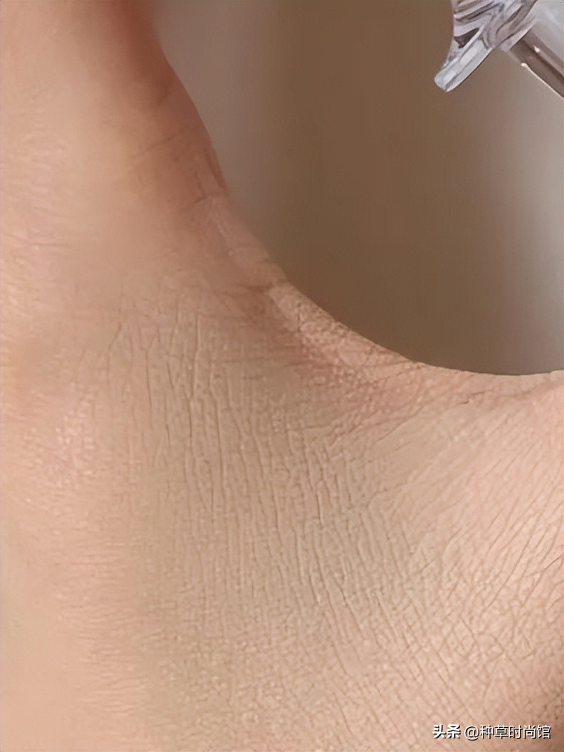 遮瑕推荐真实测评不暗沉不卡粉,遮痘用什么遮瑕原相机测评