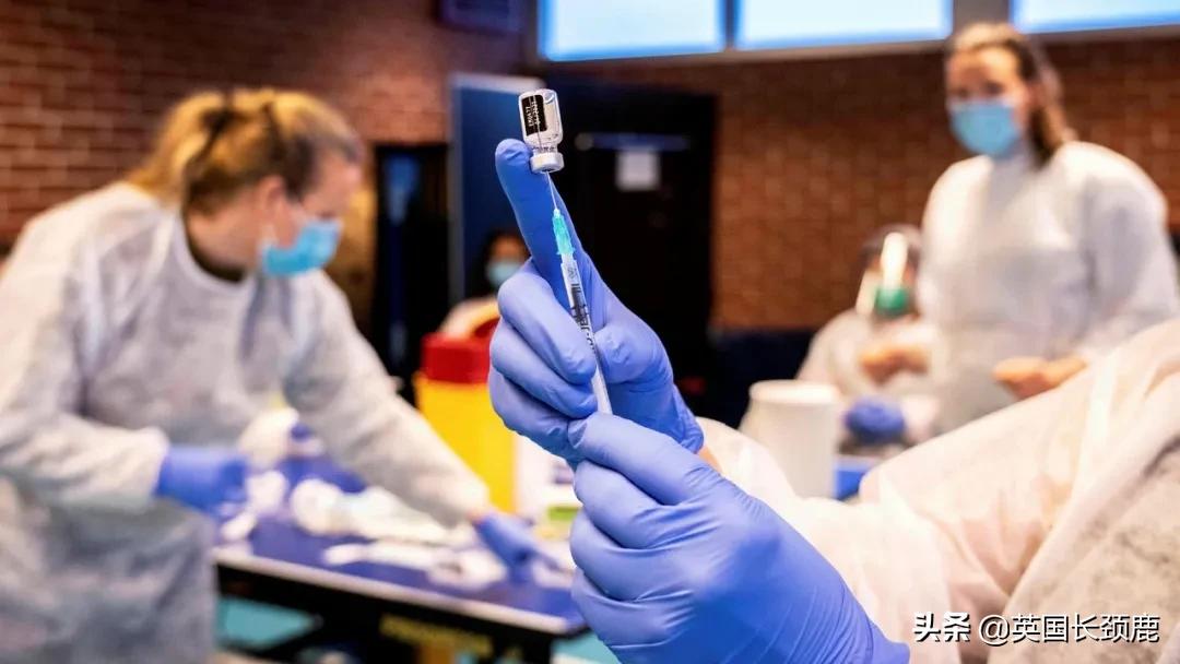 接种新冠疫苗回国免除隔离,转机回国隔离最新规定