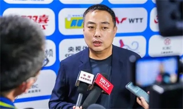 前乒乓球教练刘国梁现在干啥了,国乒教练刘国梁回归天团回忆往事