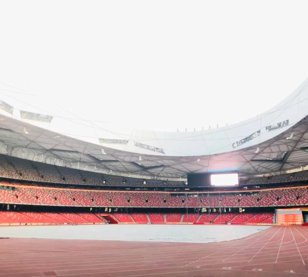 最大的体育场能容纳多少人,中国最大的10个体育场