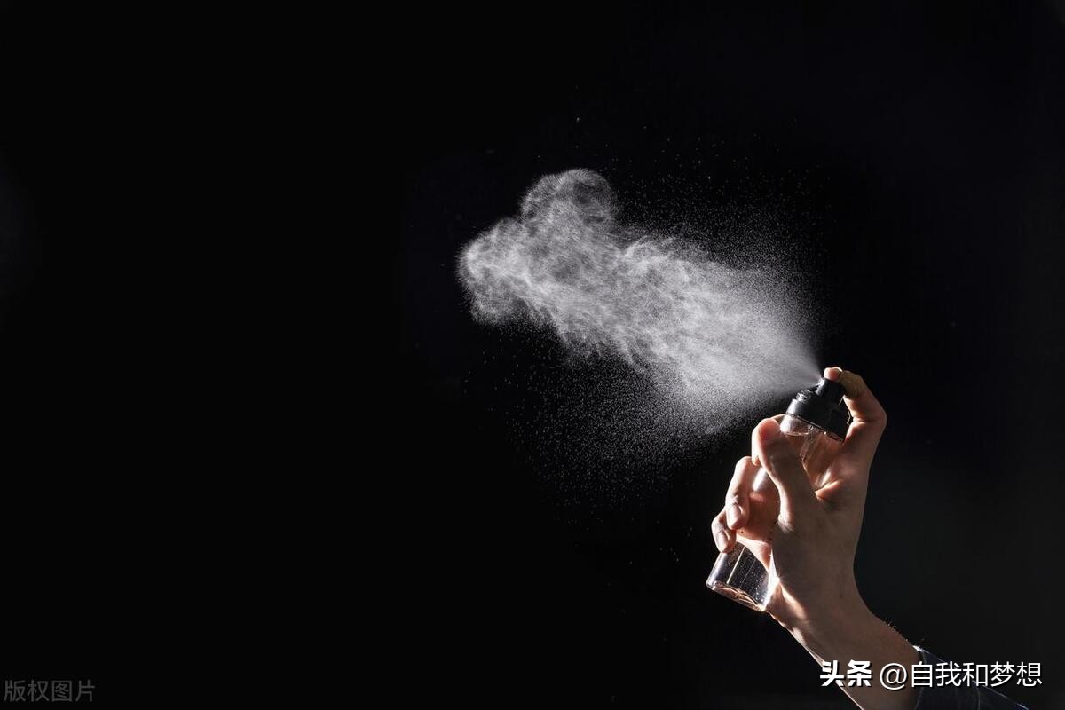 如何在快速动作下拍出清晰照片,怎么拍出既模糊又清晰的照片