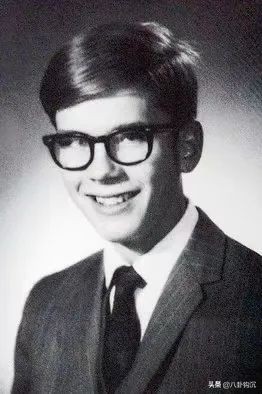 他打造了美国政治史最脏竞选，却被命运掐断了脖子