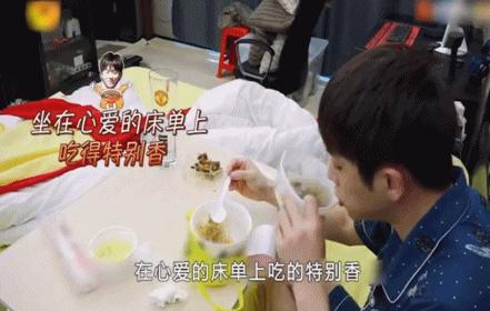 33岁过气顶流“蠢”上热搜，网友却笑疯了：他不火天理难容！