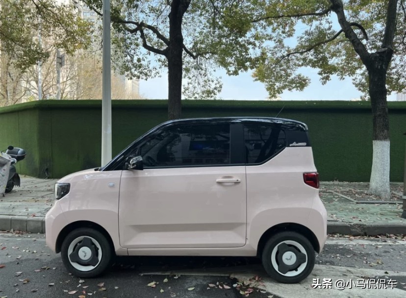 购车新选择宏光miniev省钱又省心,给老婆生日礼物5200元礼盒