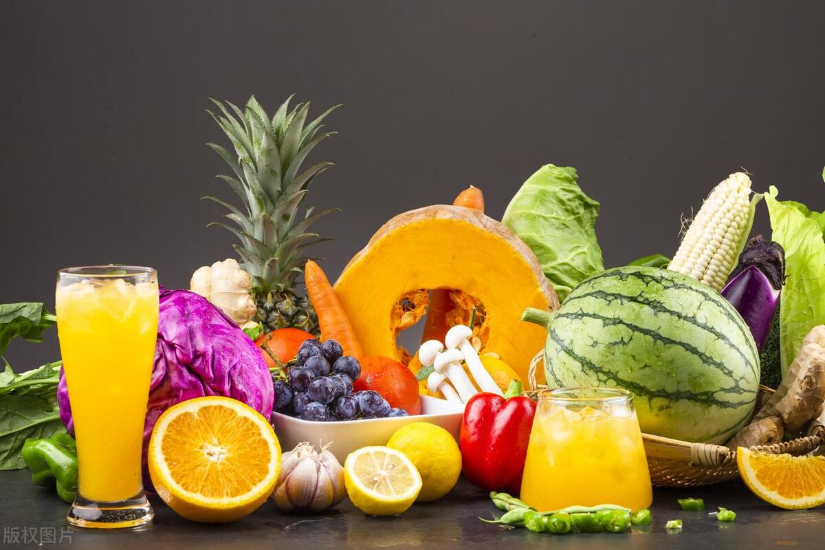 夏天老是感觉身体湿热怎么回事,夏天湿热和炎热哪个更热