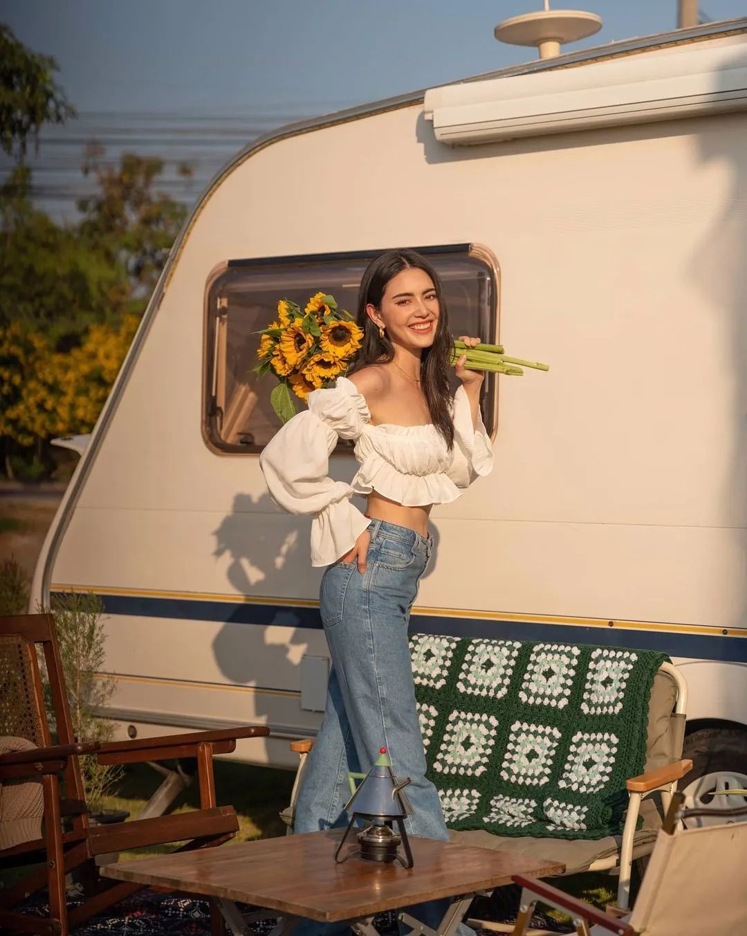 白衬衫怎么穿不脏,白衬衫怎么穿好看又干净