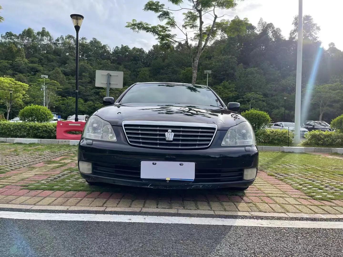 12代丰田皇冠3.0音响品牌,12代丰田皇冠车内按键详解