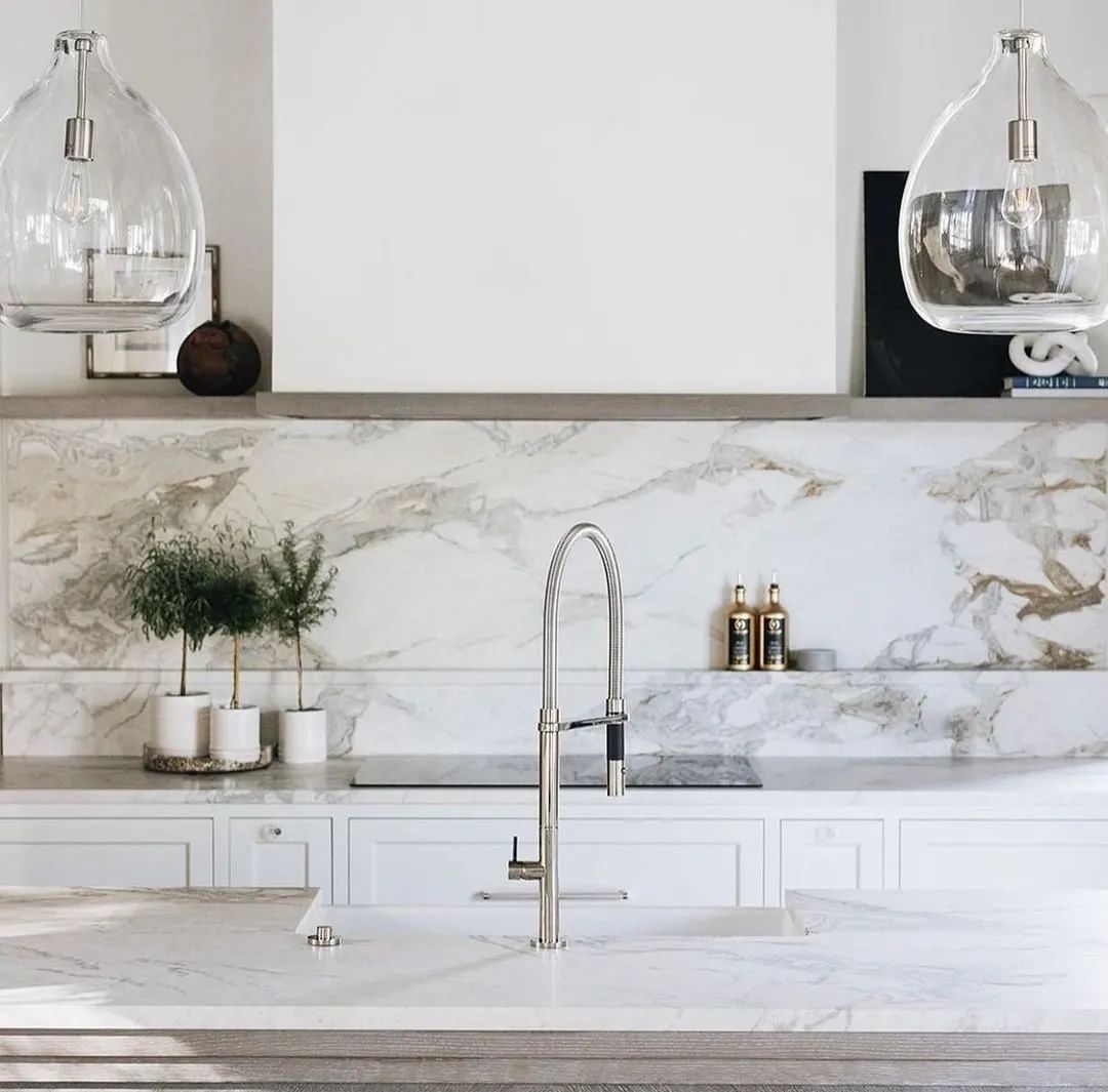 橱柜吊柜尺寸最佳标准是多少,衣柜橱柜尺寸大全