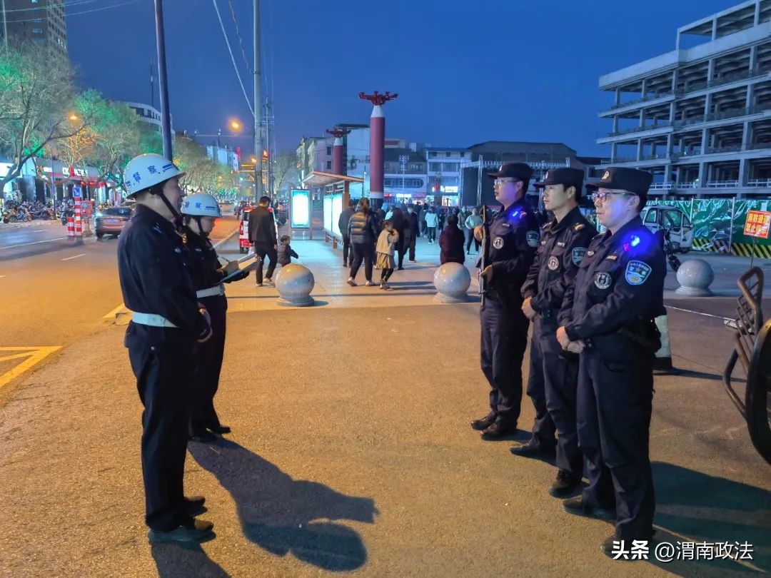 坚持政治建警打造五型警队,多措并举打造义警队