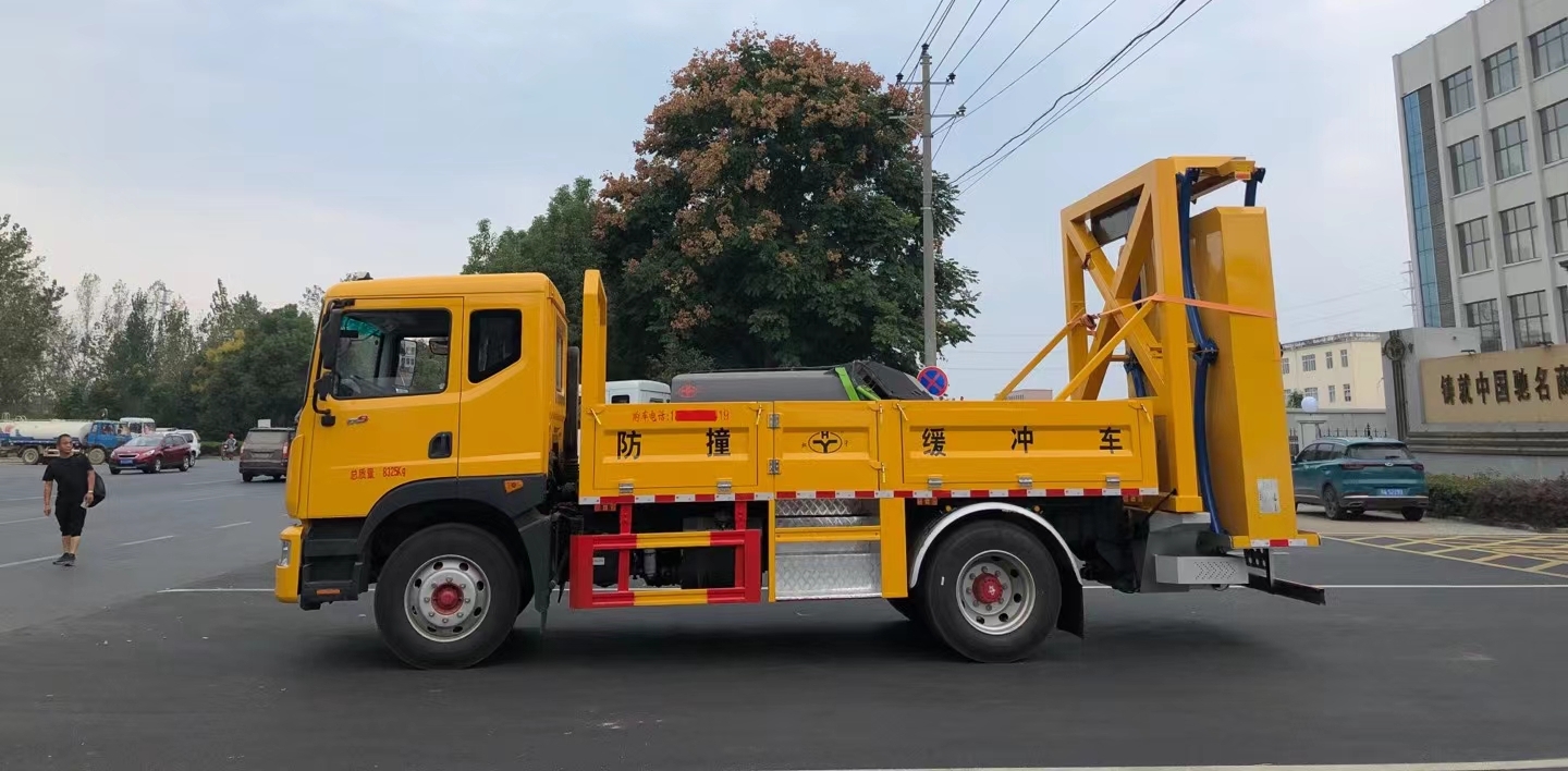 高速施工防撞车租赁电话,高速防撞缓冲车租赁哪家好