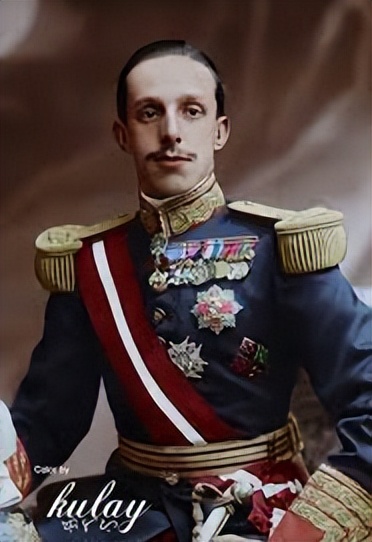 c罗不是皇马的队长吗,c罗为什么是皇马队史第一人