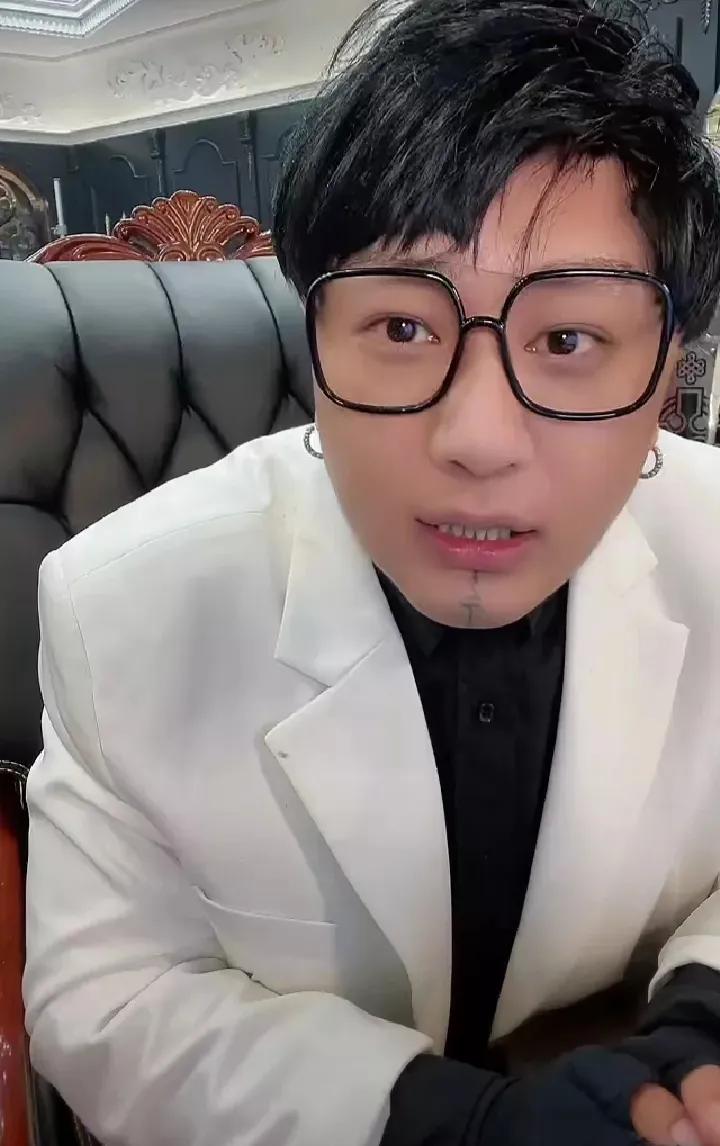 快手网红方丈最新事件,快手网红方丈怎么了