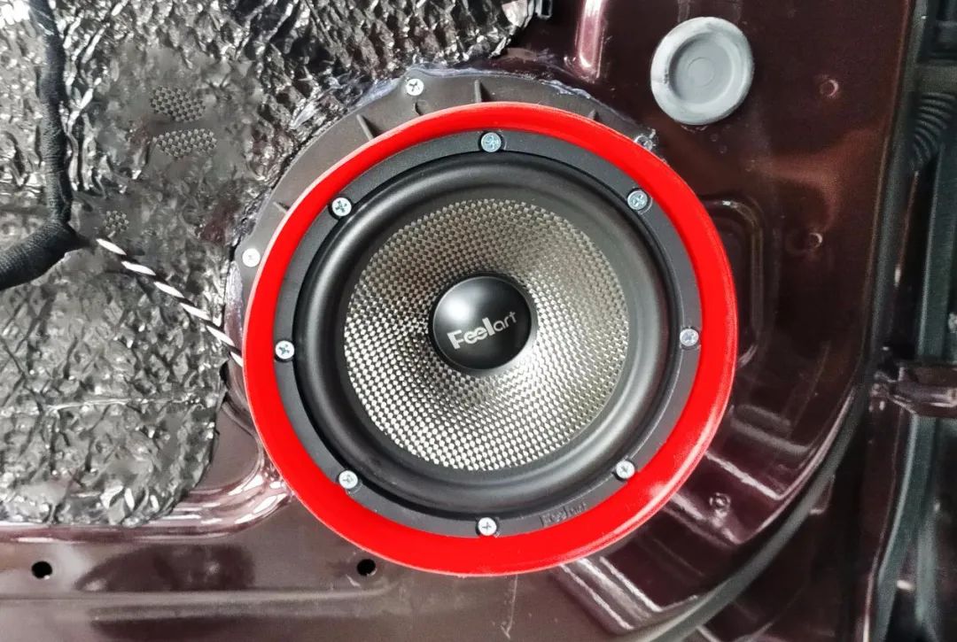 捷豹xfl全系标配音响,捷豹xf旅行版音响效果