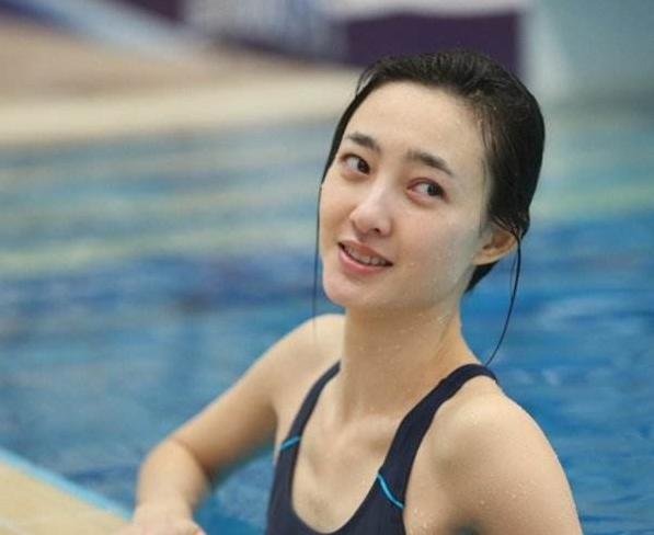 于和伟的爱人是叫杨童舒吗,杨童舒宋林静对比王丽坤于和伟