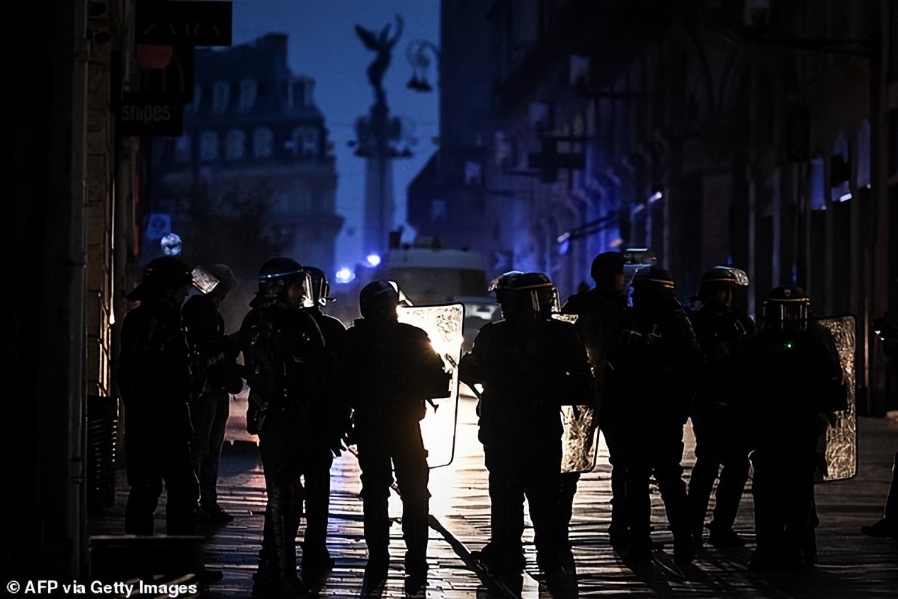 娉曞浗鏃呮父宸村＋琚姭浜嬩欢,鍦ㄦ硶鍥界殑涓浗鏃呮父澶у反琚牳