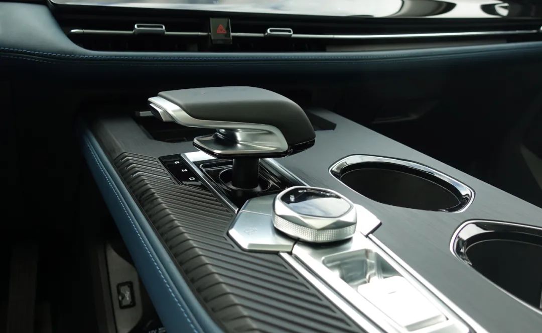 20万左右的suv车推荐适合女生,预算20万左右买什么车性价比最高