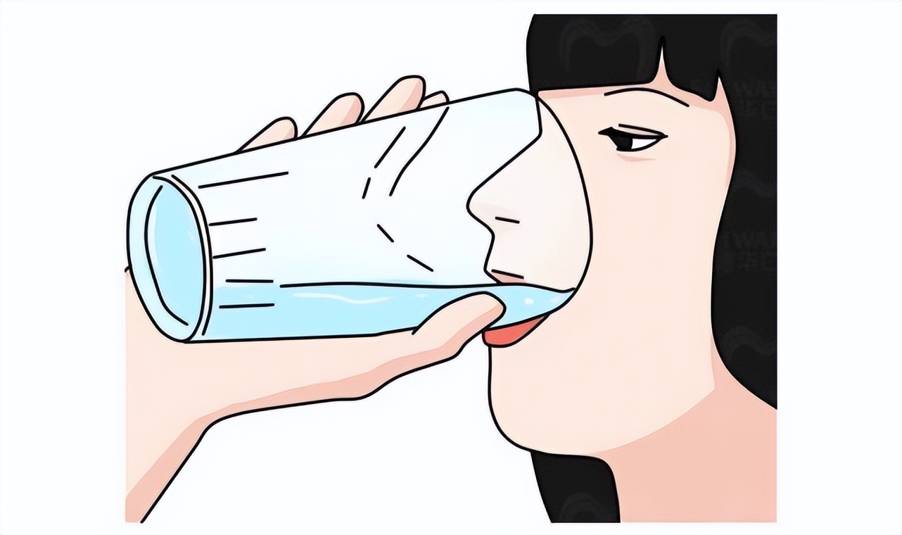 疫情居家熬夜，嘴巴干臭？暨大穗华口腔专家教你几个急救的方法