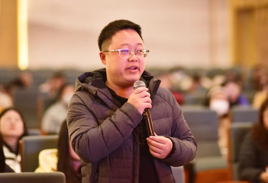 连打胜仗，学生3000+。努力的老师，是成都绵实外走进家长的秘诀