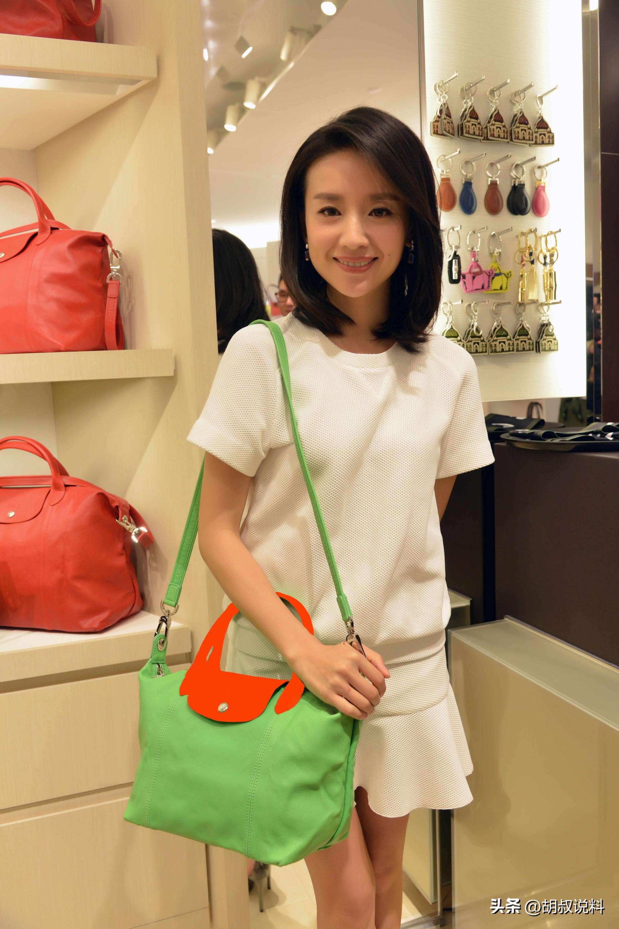 43岁董洁直播,43岁董洁直播带货评论区大翻车