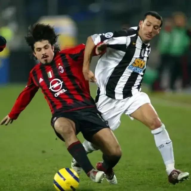 世界足坛公认跑不死的铁人，哨声不起，奔跑不息