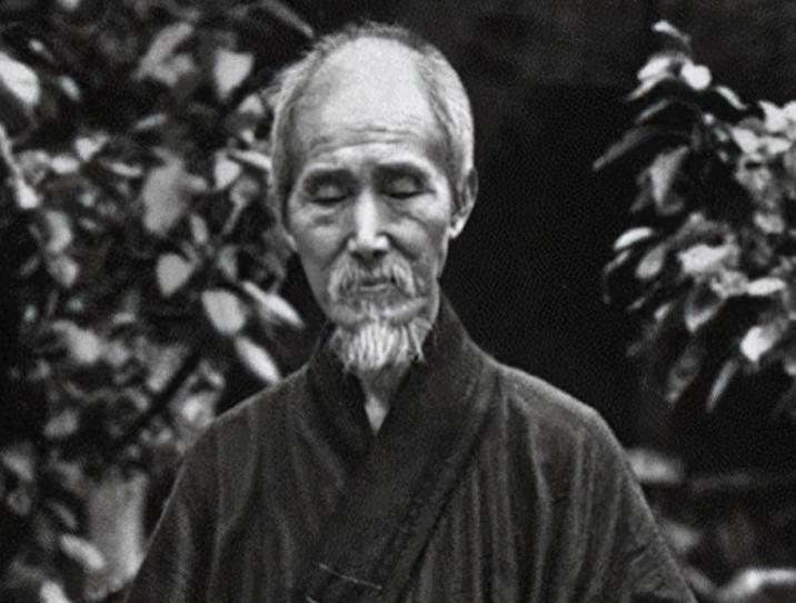 中国最有名的一位高僧,中国近代第一高僧一共活了120岁