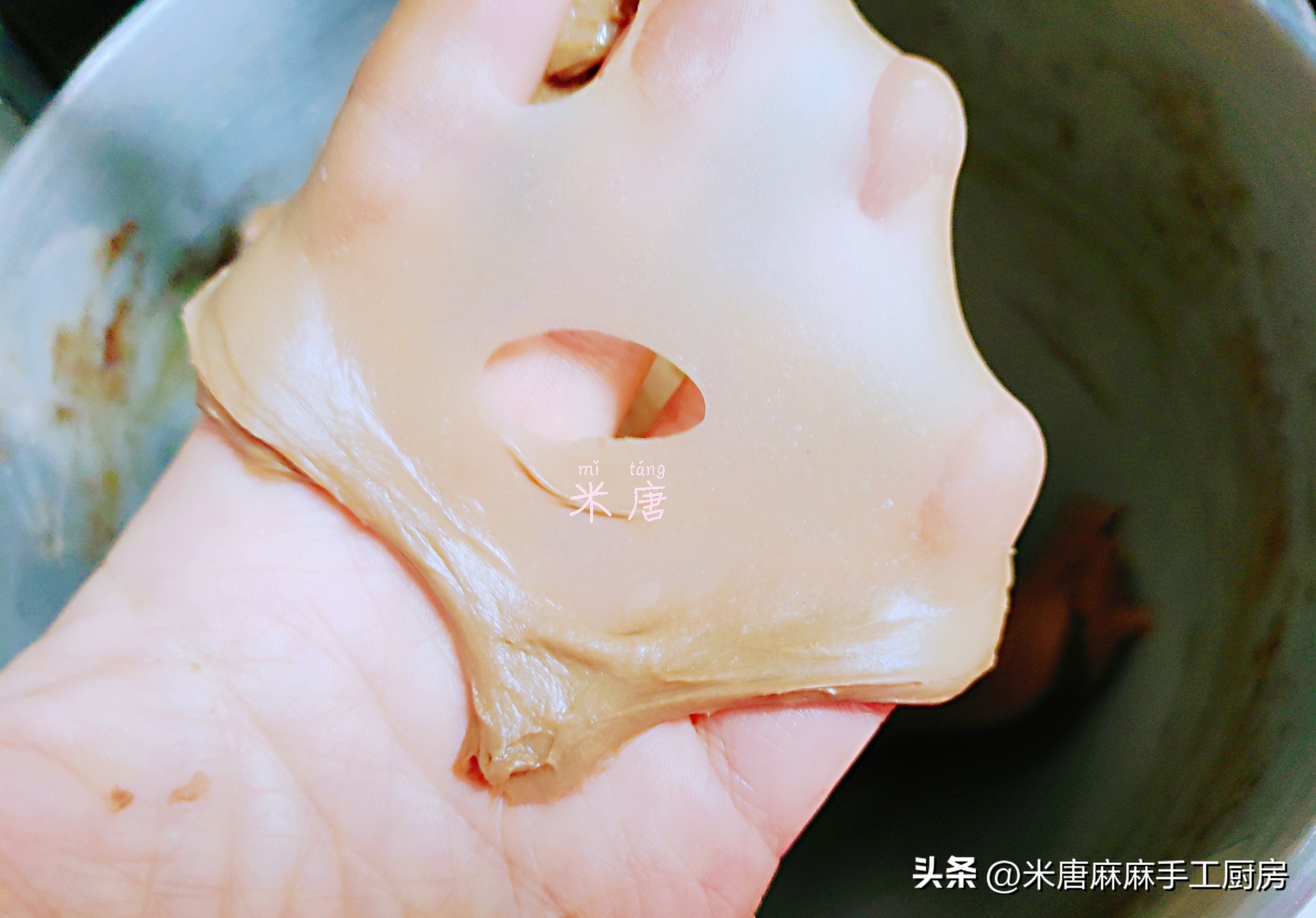 米唐麻麻玩转面团：#吐司日记#摩卡奶酪吐司