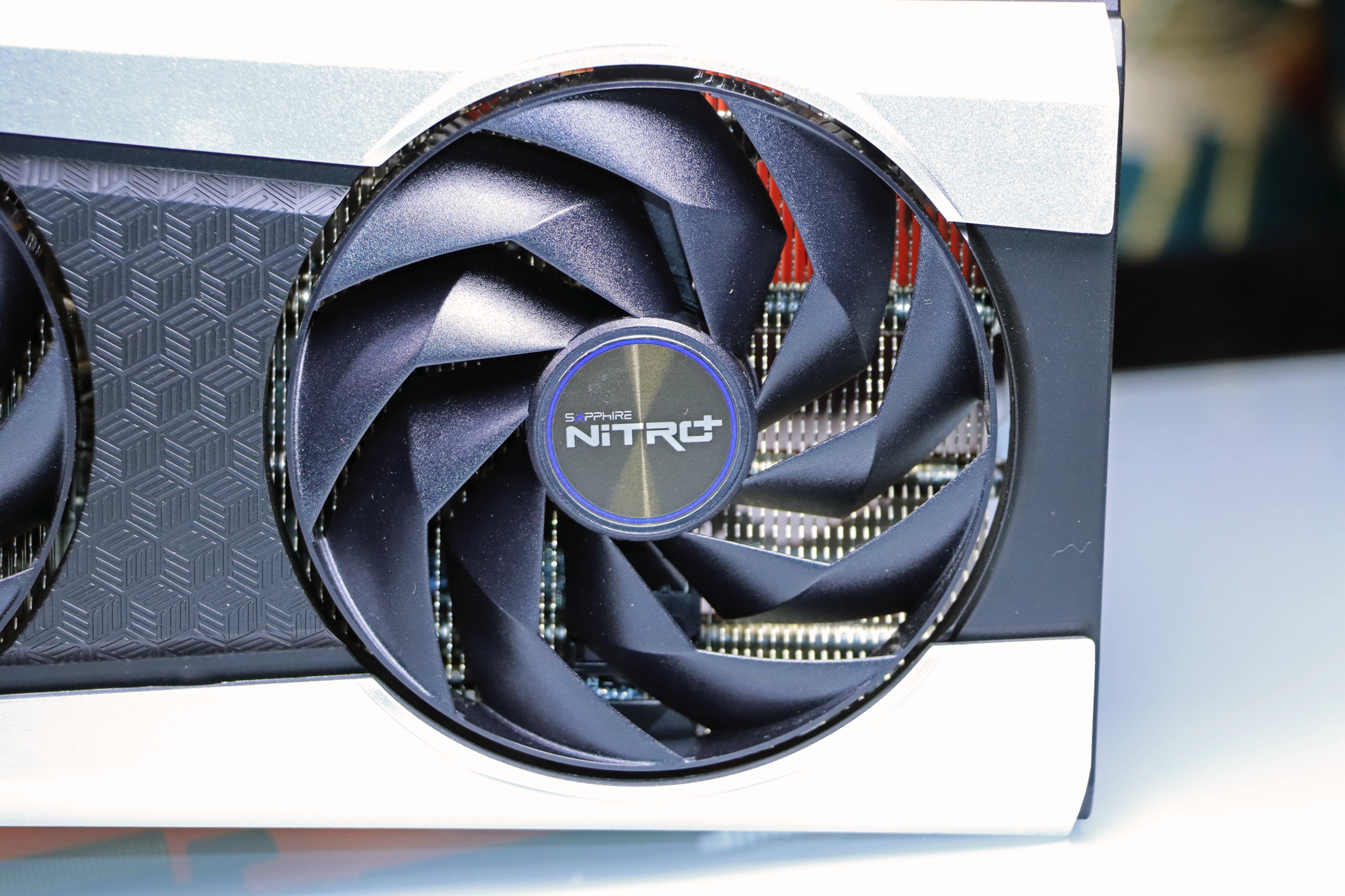 5600什么价格可以入手,5600和5000买哪款